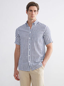 Regular Fit K?sa Kollu ?izgili Erkek G?mlek