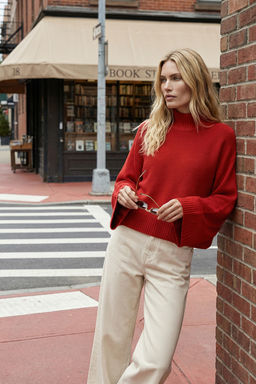 K?rm?z? Genis Kal?p Ispanyol Kol Triko Kazak TWOAW23KZ01838