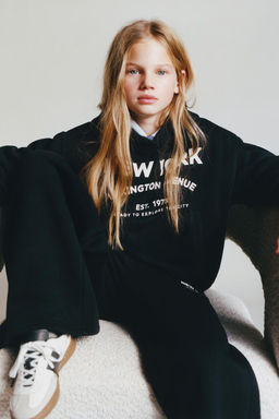 SLOGAN PRINT HOODIE