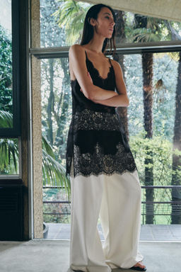 TOP LARGO ENCAJE ZW COLLECTION / Negro - Zara фото 13