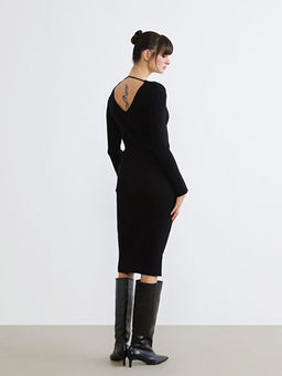 V Yaka Fitilli Triko Elbise