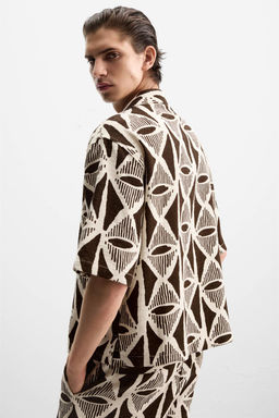 GEOMETRIC PRINT OVERSHIRT - Zara фото 6