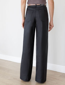 D24.277 Брюки женские черный