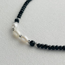 Колье из черной Шпинели с Жемчугом 40 см +
