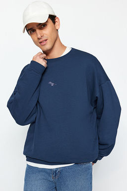 Lacivert Bisiklet Yaka Oversize/Geni_ Kesim __i Polarl_ Dinozor Nak__ Sweatshirt TMNAW24SW00064