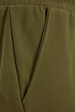 TRENDYOL MAN Premium Siyah Regular %100 Pamuklu Fit Dokulu Sort & Bermuda TMNSS23SR00032 - Trendyolmilla фото 27