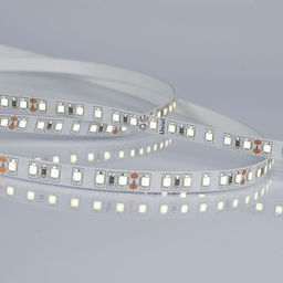ULS-2835-120LED/m-8mm-IP20-DC24V-9,6W/m-5M-6500K Гибкая светодиодная лента на самоклеящейся основе. Катушка 5 м. в герметичной упаковке. Дневной белый свет (6500K). ТМ Uniel.