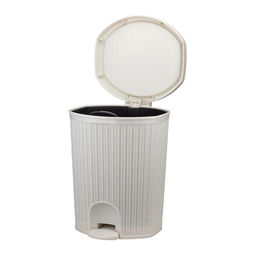 Контейнер для мусора Вязание 18 л, с педалью арт. М2476