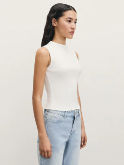 Базовый топ в рубчик / Zarina  фото 4