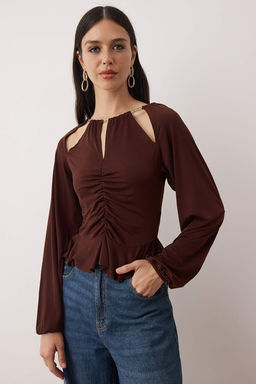 Trendyolmilla Siyah Pencere/Cut Out Detayl? Aksesuarl? Orme Bluz TPRAW24BZ00053  фото 9