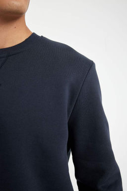 Толстый свитшот обычного кроя с круглым вырезом - Defacto фото 5