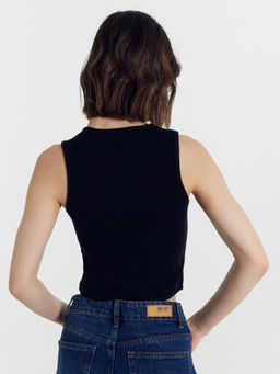 Топ в рубчик с фигурным подрезом черного цвета черный 112751