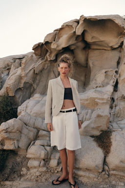 BLAZER RECTA PINZAS CON LINO / Arena / Vigor?