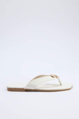 Beyaz Gold Toka Detayl? Kad?n Parmak Aras? Terlik