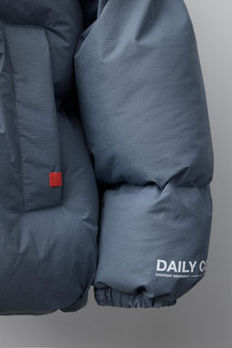 WATERPROOF QUILTED COAT