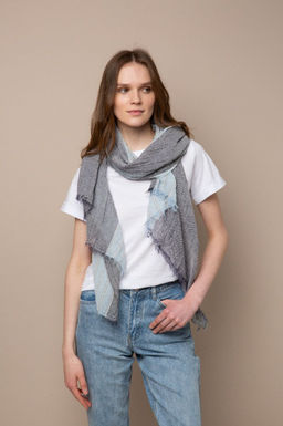Палантин из вискозы и хлопка с легким эффектом крэш
