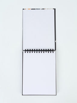 Скетчбук в твердой обложке А6, 80 л. 100 г/м "Котики"