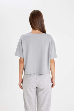 Женская серая базовая однотонная футболка с круглым вырезом и короткими рукавами Relax Fit - Defacto фото 6