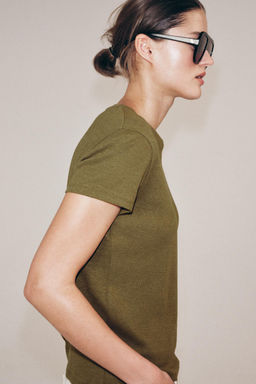 CAMISETA CON LINO MANGA CORTA / Oliva oscuro - Zara фото 4