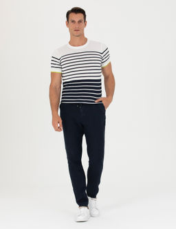 Beyaz Slim Fit Bisiklet Yaka Triko T-Shirt