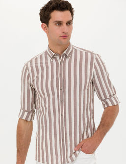 Коричневая приталенная рубашка в полоску с длинным рукавом