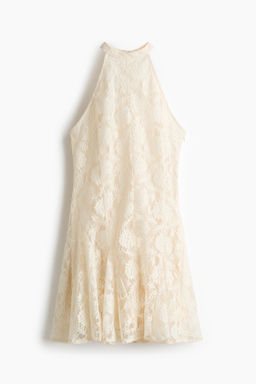 Vestido de encaje con nesgas