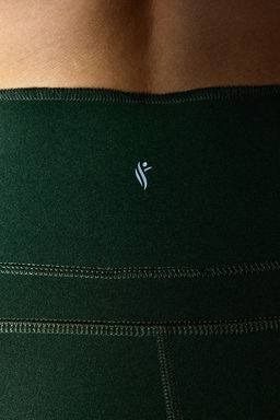 TRENDYOLMILLA Siyah Ekstra Kar?n Toparlay?c? Katmana Sahip Mat Tam Boy Orme Spor Tayt THMAW24TY00026  фото 12