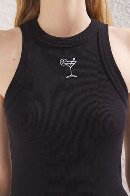 Siyah Nak?sl? Halter Yaka Regular Boy Vucuda Oturan Fitlli Esnek Orme Atlet TWOSS25AL00018