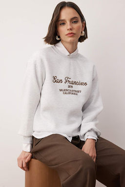 Gri Melanj Slogan Nak?sl? Bisiklet Yaka Orme Sweatshirt TWOAW26SW00219