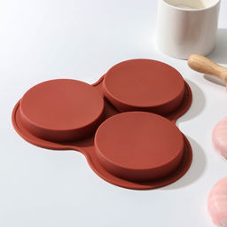 Форма для выпечки Доляна «Круг», силикон. 23×19.5 см, 3 ячейки (d=10 см), розовая