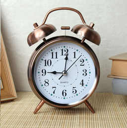 Будильник 10х5,6х16 см / 668-5 медный /уп 60/ 737951