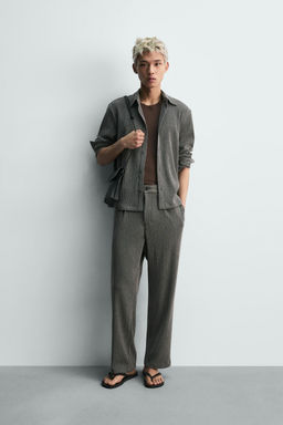 CAMISA RELAXED FIT TEXTURA IRREGULAR / Verde gris