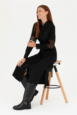 Скидка с скидкой с скидкой с скидкой с черным ткацким платьем в корзине