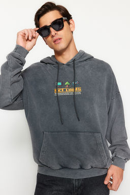 TRENDYOL MAN Antrasit %100 Pamuk Oversize/Genis Kesim Eskitme/Soluk Efektli Oyun Bask?l?Sweatshirt TMNAW24SW00140 - Trendyolmilla фото 7