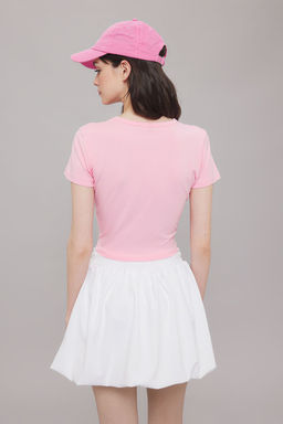 Pembe Fitted/Vucuda Oturan Slogan Bask?l? Fiyonklu Orme T-Shirt TWOSS25TS00082