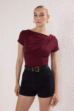 Bordo Buzgu/Drape Detayl? Fitted/Vucuda Oturan Orme Bluz TWOSS25BZ00278