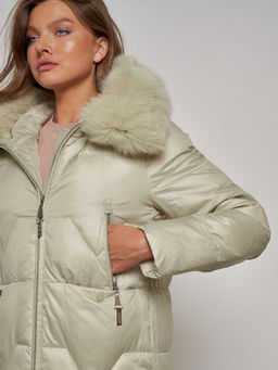 Пальто утепленное с капюшоном зимнее женское светло-зеленого 13305ZS - Visdeer фото 8