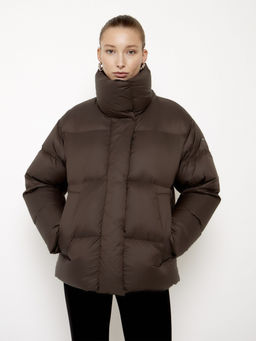 Volcante/W202405 - шоколад Пуховая куртка