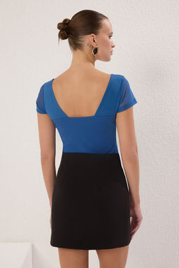 TRENDYOLMILLA Indigo Fitted/Vucuda Oturan Tul Detayl? Krep Esnek Orme Body TWOSS23BD00072  фото 4