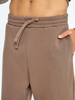 Комплект мужской (анорак, брюки) в бежевом цвете тауп 191019 - Mark formelle фото 6