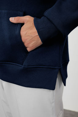 Lacivert Oversize/Genis Kesim Fermuarl? Kapusonlu Ici Polarl? Basic Sweatshirt TMNAW25SW00050