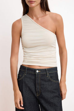 Tas Buzgu Detayl? Fitted/Vucuda Oturan Tek Omuz Esnek Orme Bluz TWOSS21BZ0590