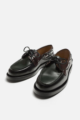 LEATHER DECK SHOES