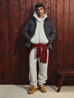 Куртка с потайным капюшоном / Zarina