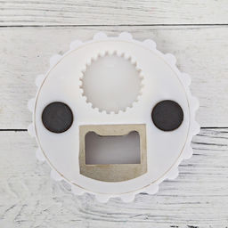 Открывашка для пива на магните Пивные войска, d=7 см