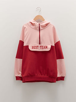 Kap??onlu Bask?l? Uzun Kollu K?z ?ocuk Sweatshirt