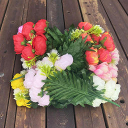 Пионы, букет 13 веточек, 7 бутонов, высотой 50см - Buro фото 3