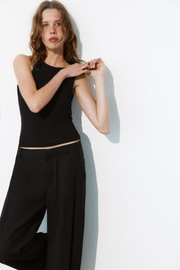PANTAL?N FLUIDO PLIEGUES / Negro - Zara фото 3