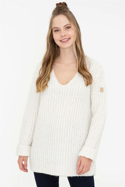 Женский кремовый свитер с v-образным вырезом Неожиданная скидка в корзине