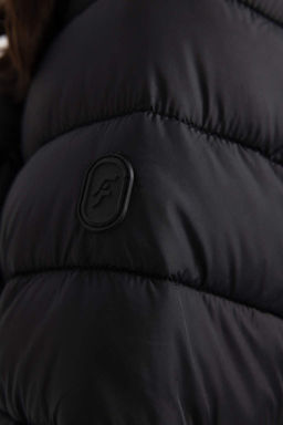 DeFactoFit Водоотталкивающий приталенный крой Стеганый пуховик на молнии с карманом и капюшоном Длинный пуховик Парка  фото 9